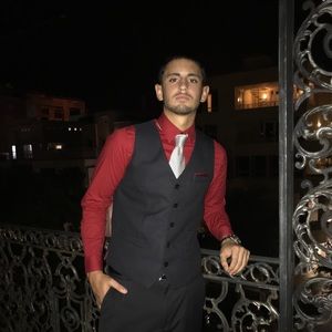 Meet your Posher, Oniel